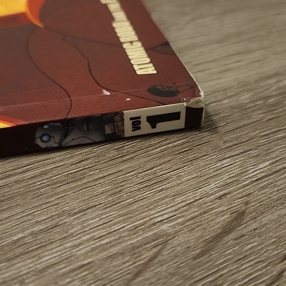 Atomic Robo- Vol One - Picture 3 of 4